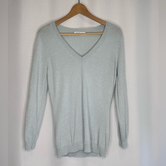 DEARE TM 100% Cashmere Women’s Seafoam Green V-Neck Long Sleeve Knit Sweater - Picture 1 of 4